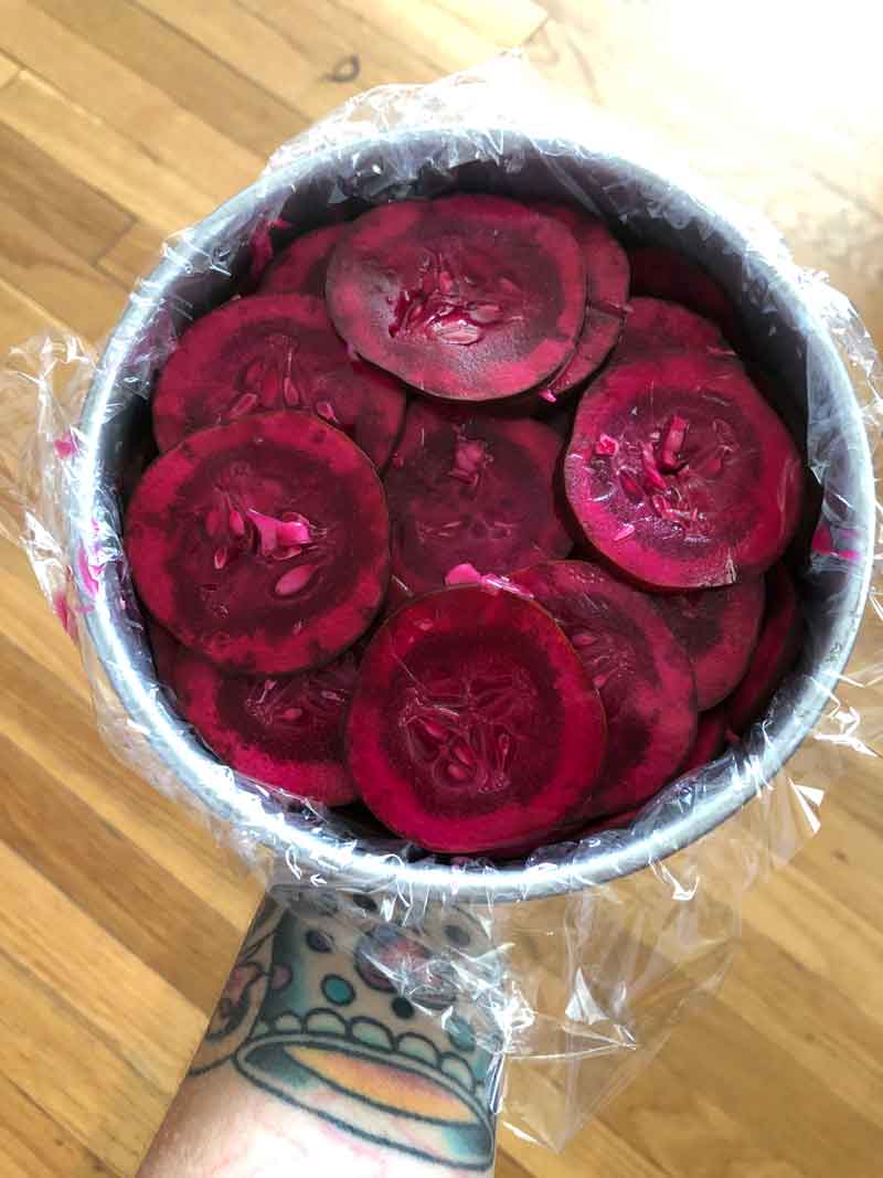 purple pickled cucumber slices